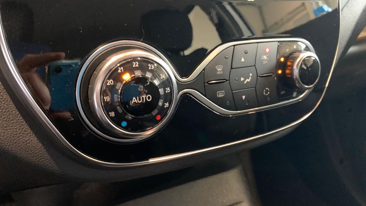 Renault Captur dCi 8V 90 CV EDC Start&Stop Energy Intens