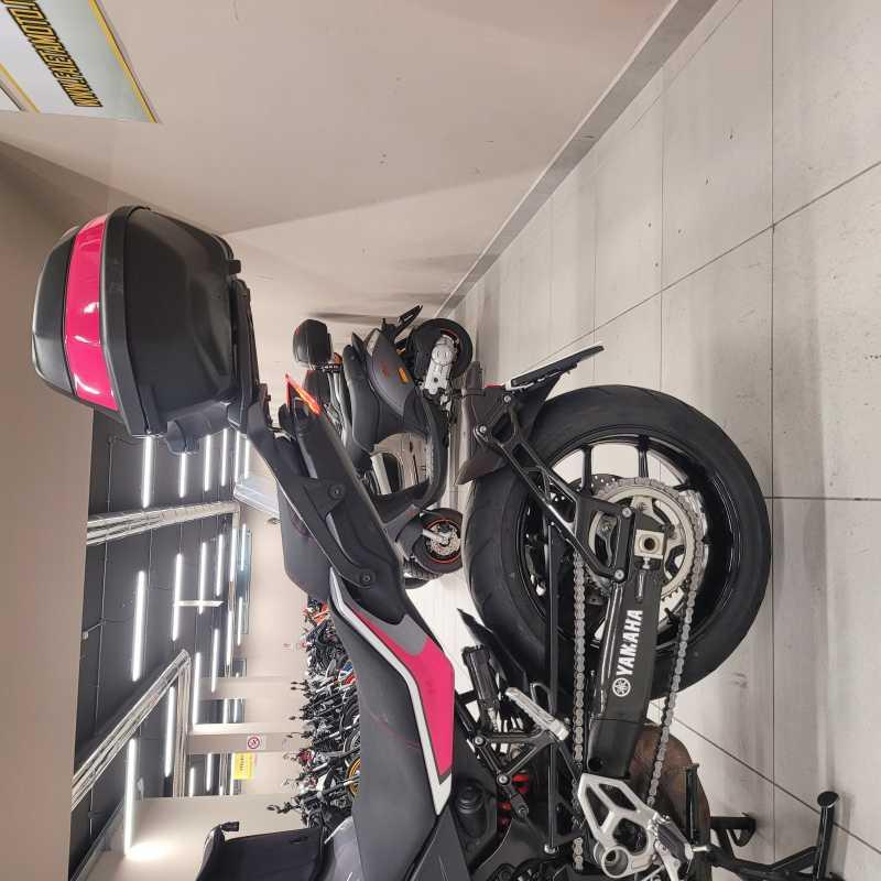 Yamaha Niken 850 GT - 2021