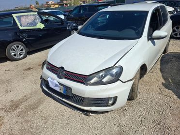 VW GOLF 5 GTI 2.0 SINISTRATA MARCIANTE