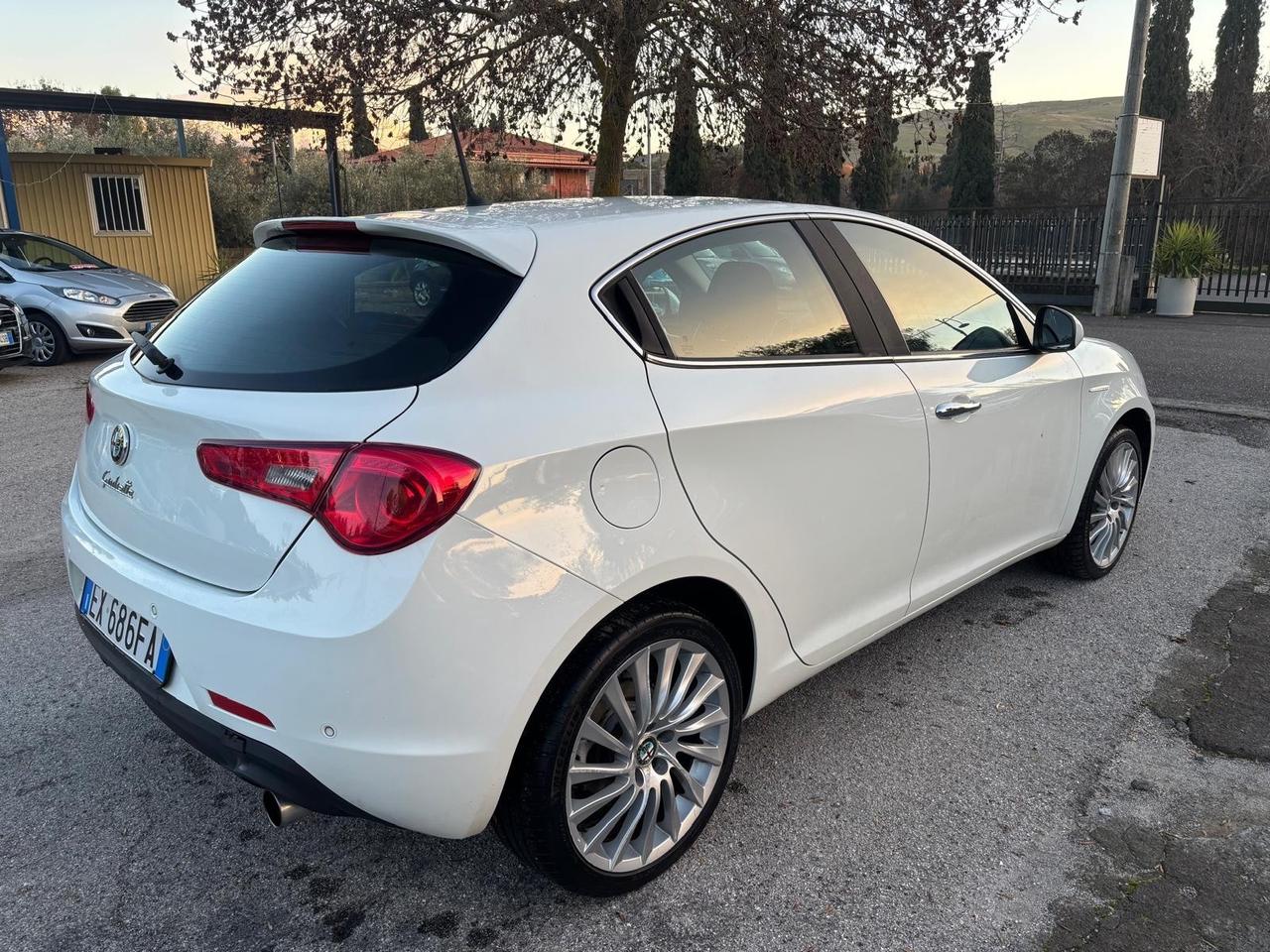 Alfa Romeo Giulietta 2.0 JTDm-2 150 CV Distinctive