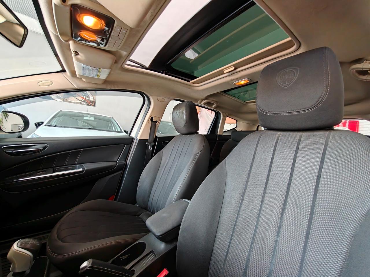 Lancia Delta 1.6 MJT DPF Silver
