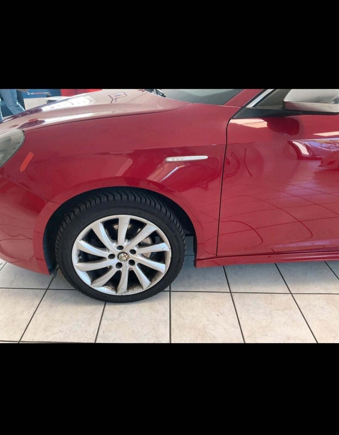 Alfa Romeo Giulietta 2.0 JTDm-2 140 CV Exclusive 2011