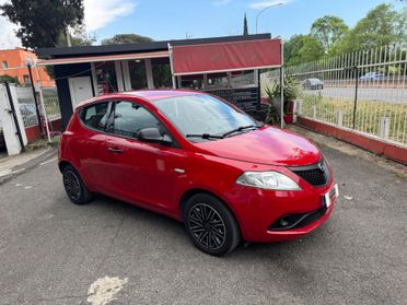 Lancia Ypsilon 1.2 benzina- POCHI KM - 2020