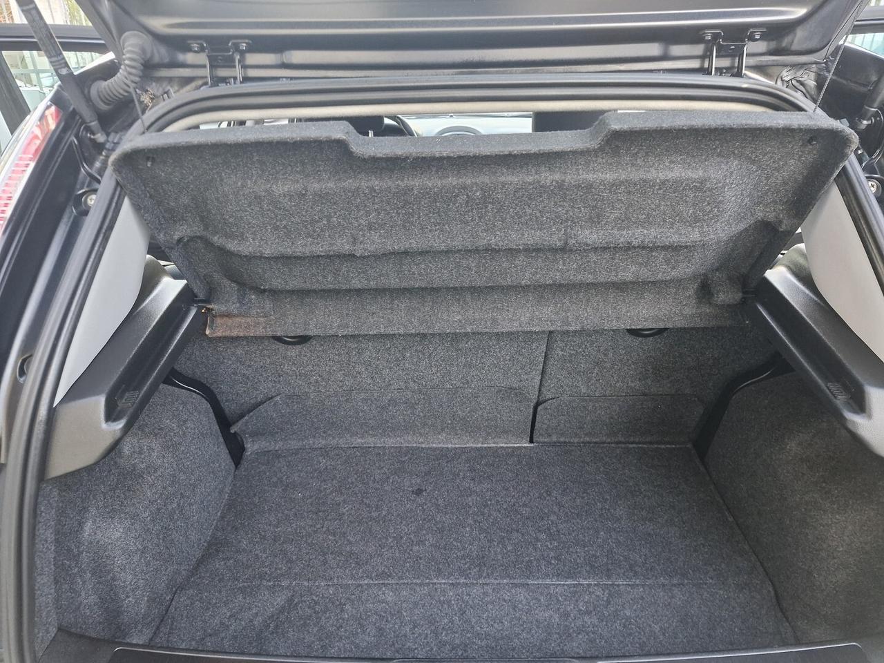 Fiat Punto 1.4 8V Natural Power Lounge 130000KM