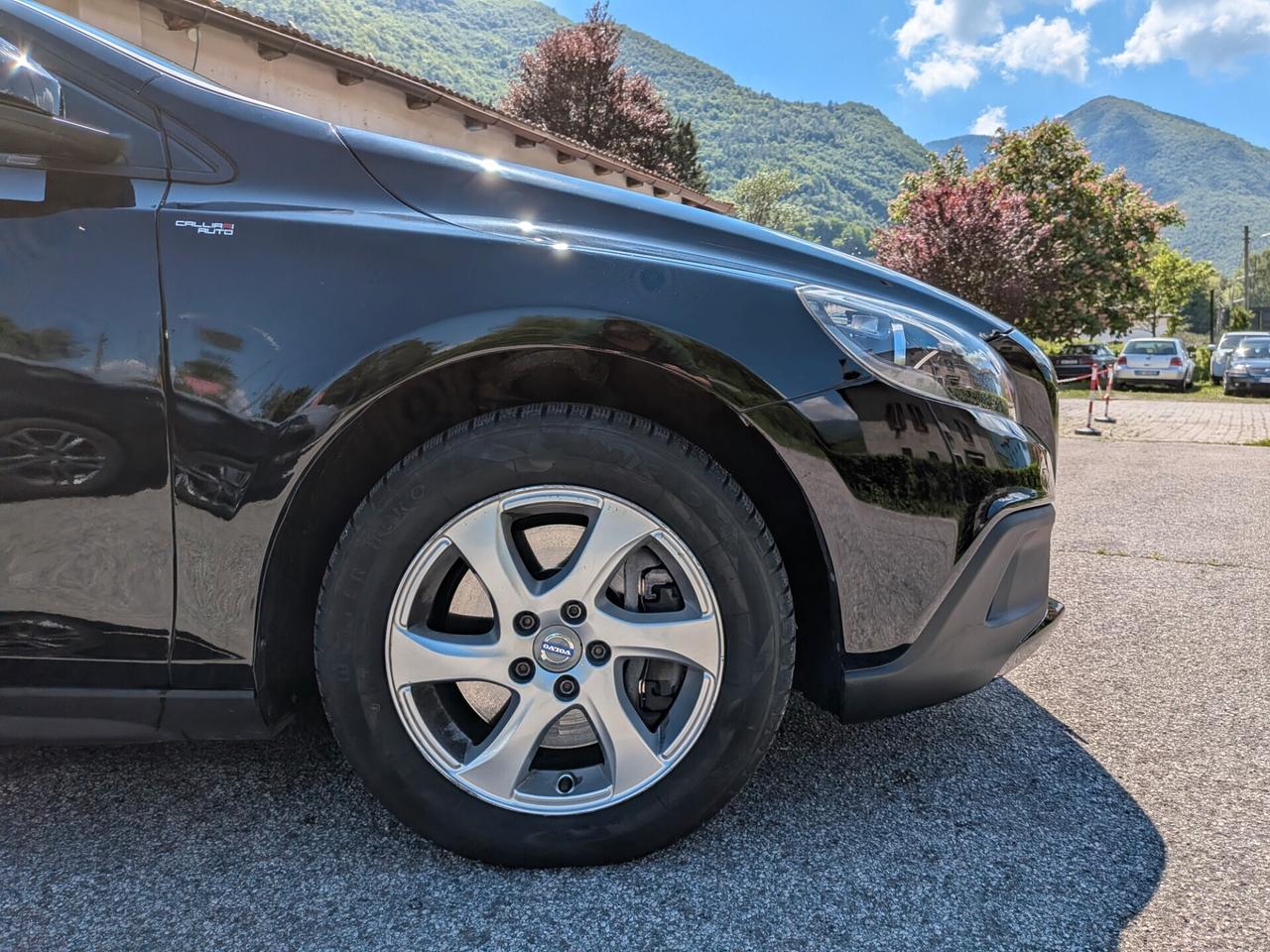 VOLVO V40 CROSS COUNTRY 2.0 120CV