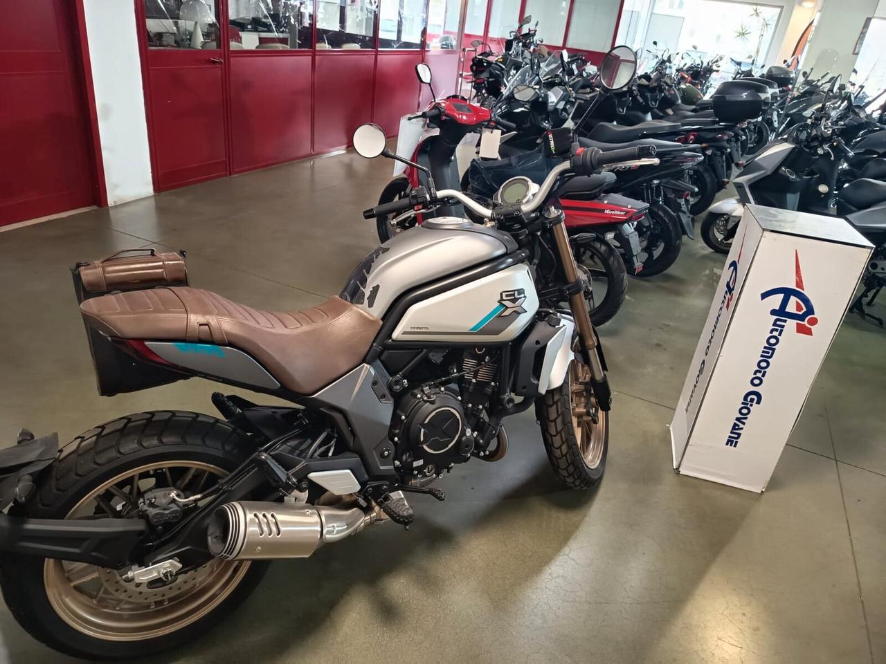 Cf Moto 700CL-X HERITAGE