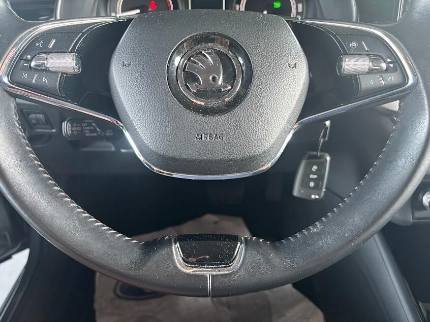 Skoda Kamiq 1.0 TSI 110 CV DSG Ambition Neopatentati