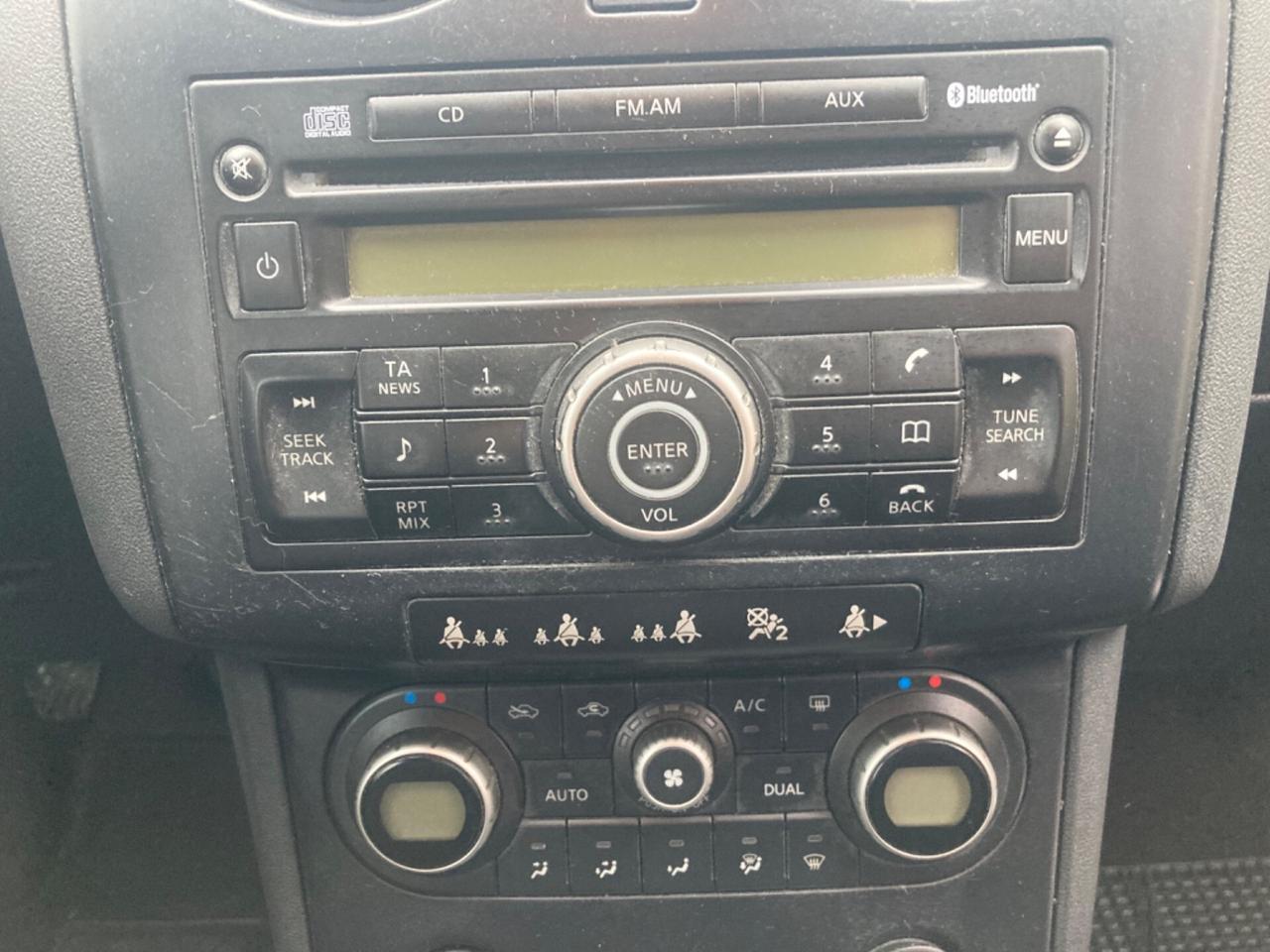 NISSAN QASHQAI 1.6 BENZINA/GPL (DA VETRINA)