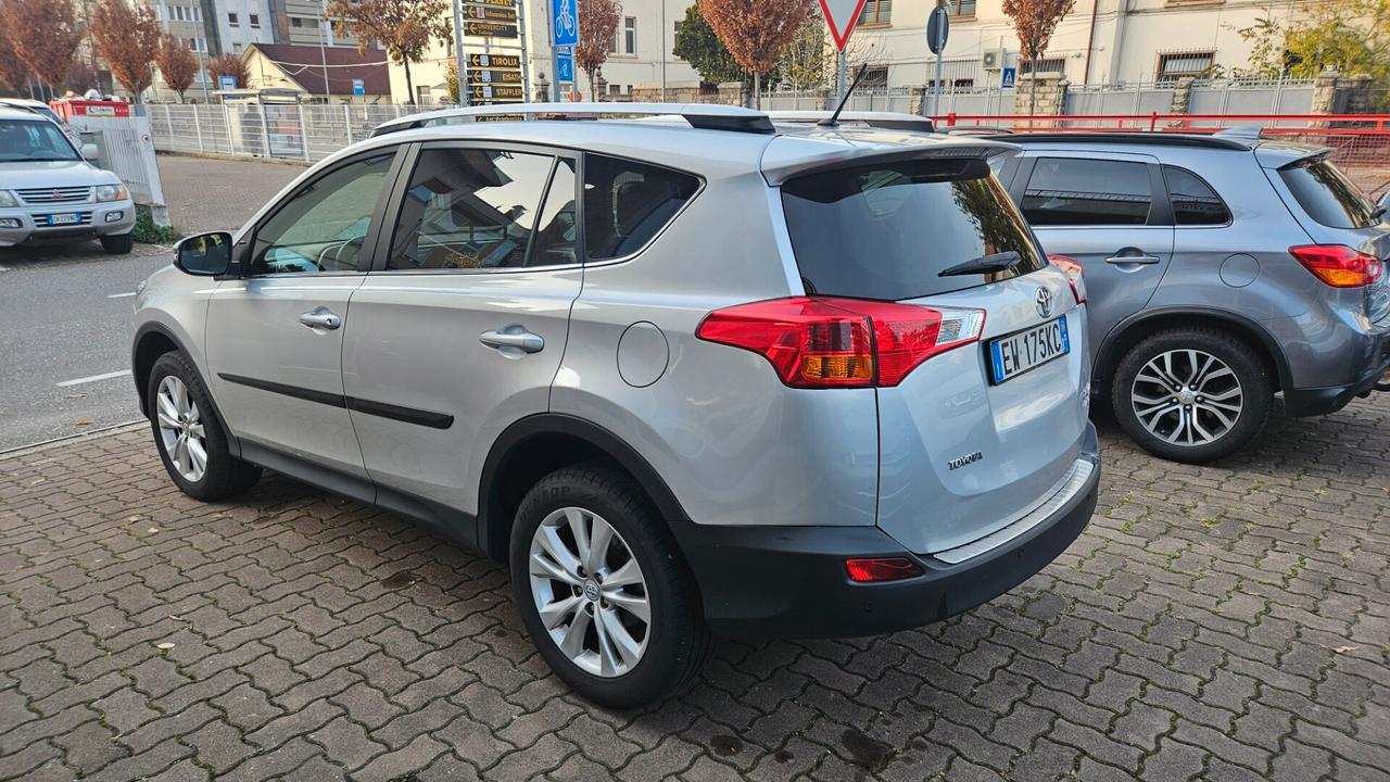 Toyota RAV 4 2.2 d-cat Active 4wd 150cv auto CAMERA-CRUISE