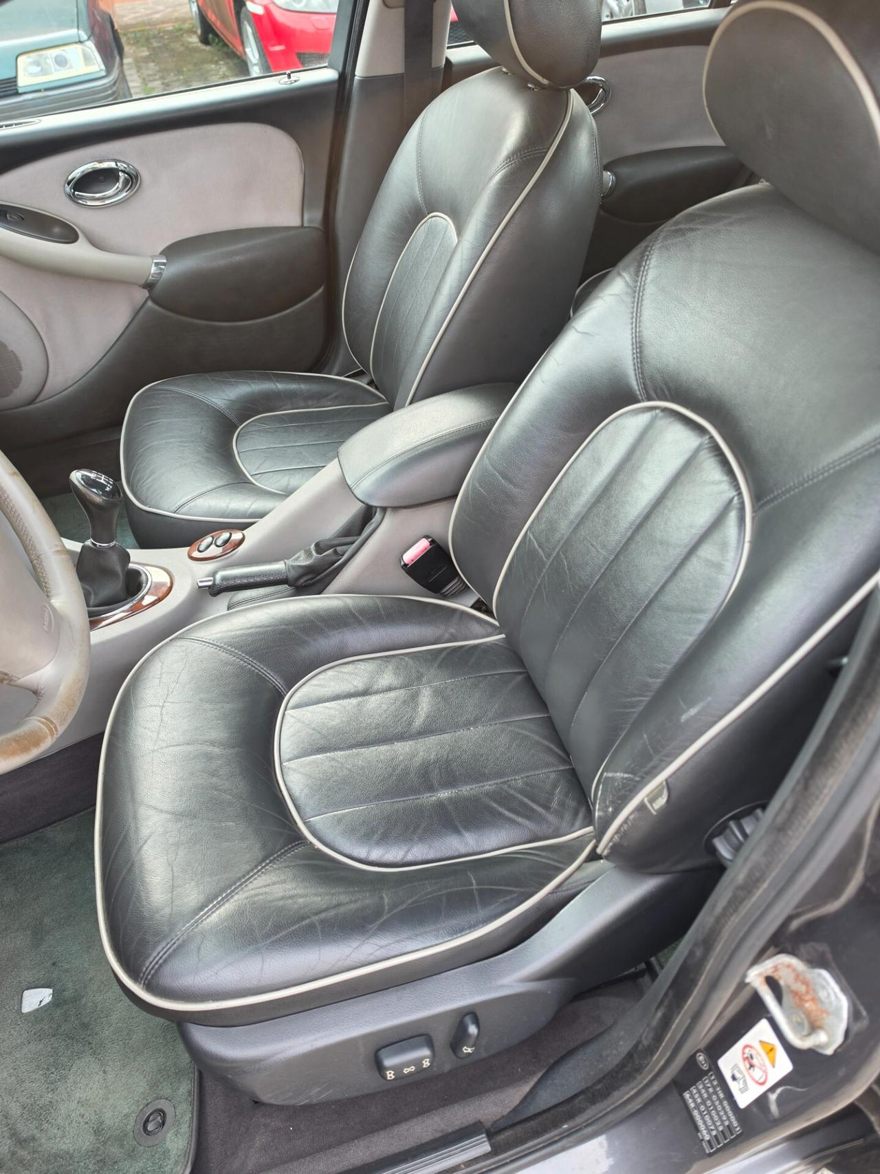 Rover 75 2.5i V6 24V cat Connoisseur