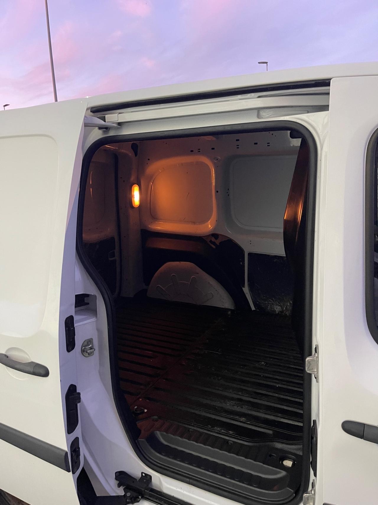 Renault Kangoo 1.5 dCi 90CV F.AP. S&S 4p. Express Maxi Combi Energy