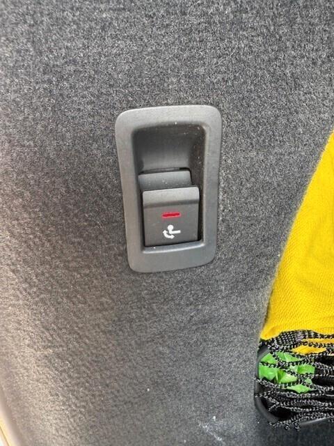 Audi A6 Avant 40 2.0 TDI MEHV ultra S tronic SLINE