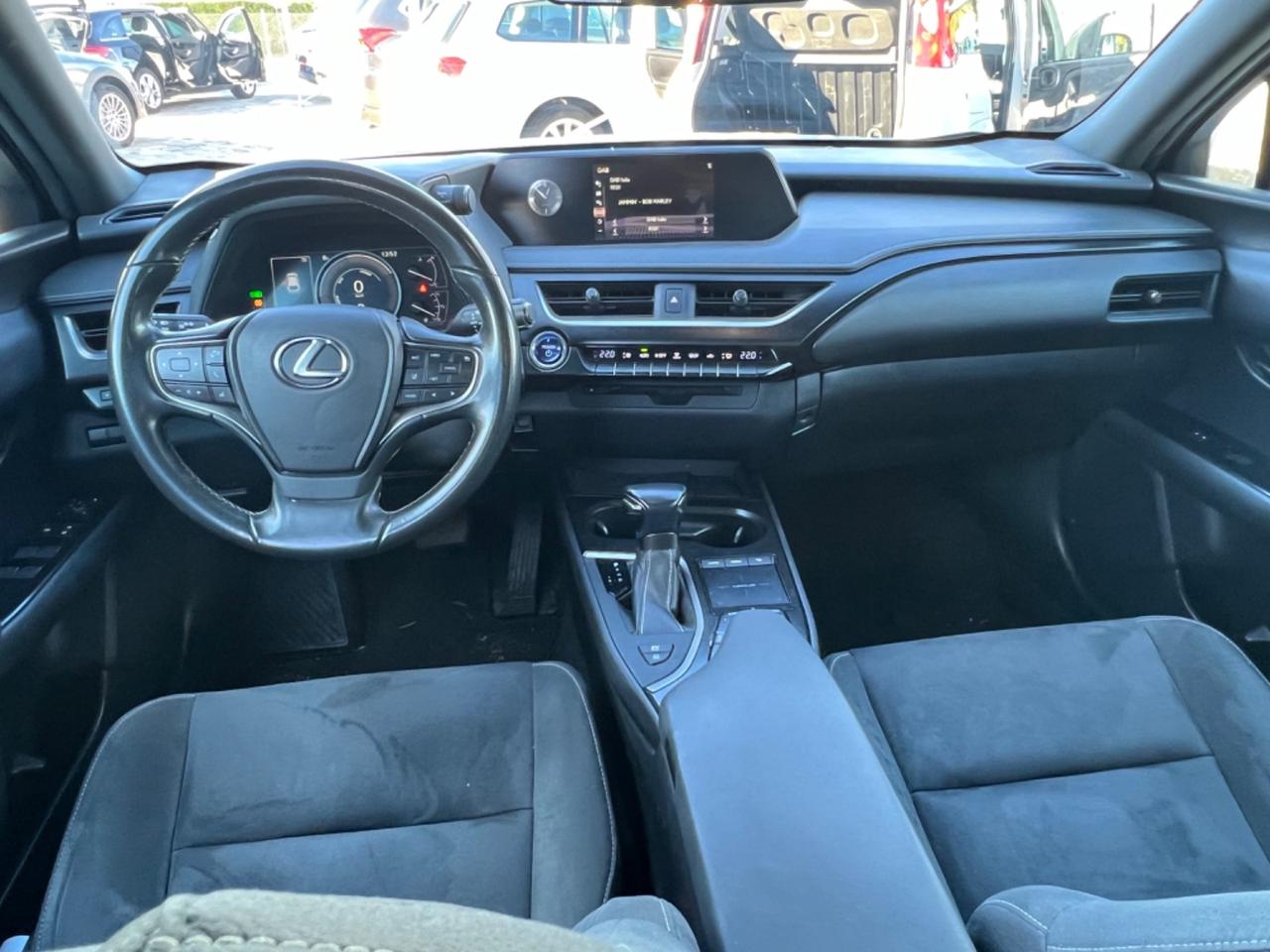 Lexus UX 250h 2.0 Premium 2wd cvt my20