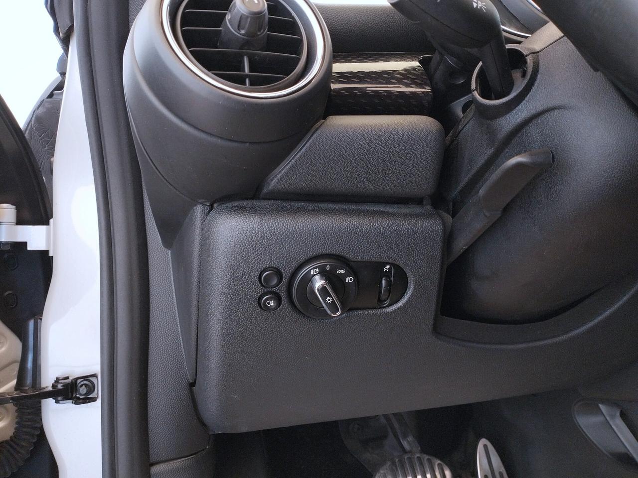 MINI John Cooper Works Cabrio 2.0 auto