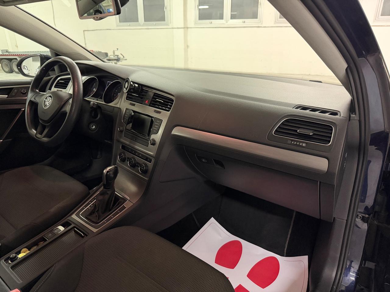 Volkswagen Golf Variant 1.6 TDI 105 CV DSG Comfortline BlueMotion Tech.