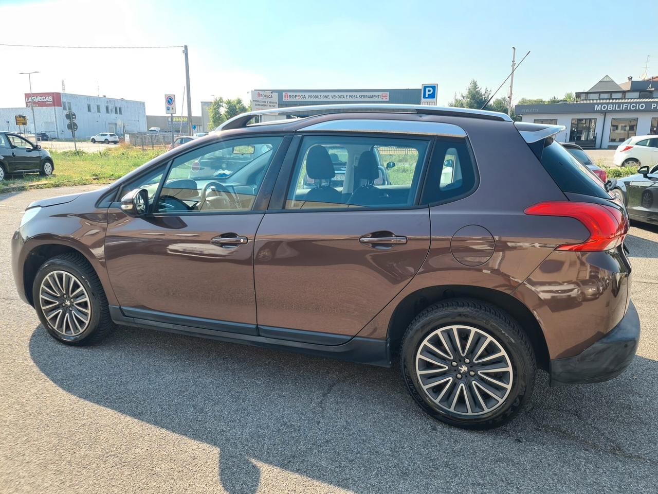 Peugeot 2008 1.6 e-HDi 115 CV Stop&Start Allure