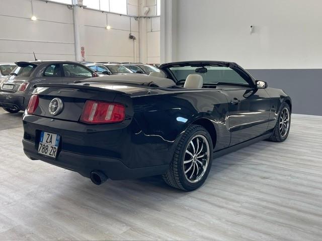 Ford Mustang Cabrio 3.7 v6