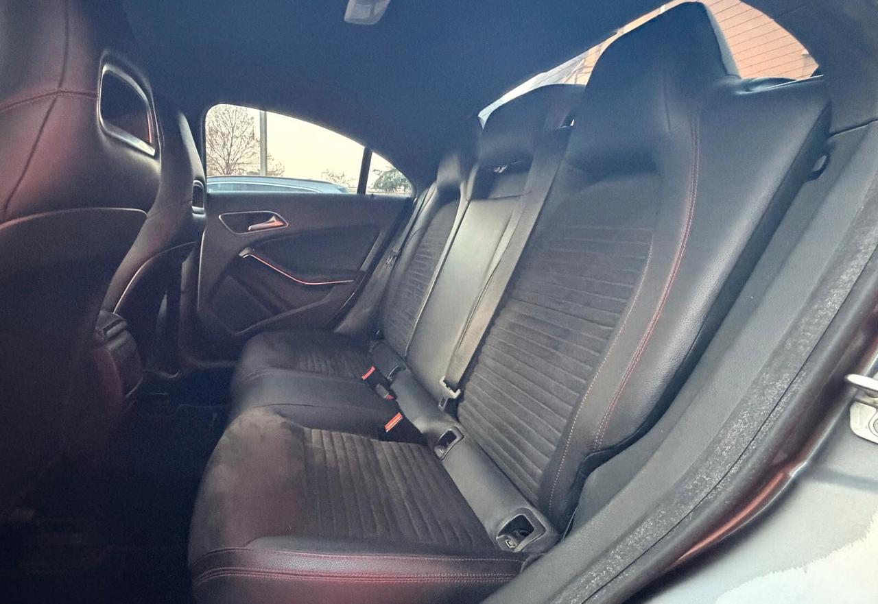 Mercedes-benz CLA 180 d PREMIUM AMG