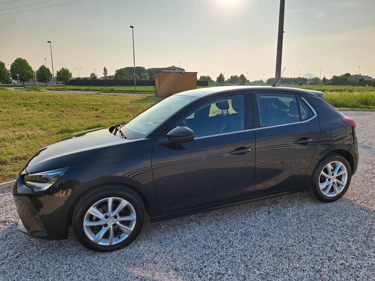 Opel Corsa 1.2 Elegance