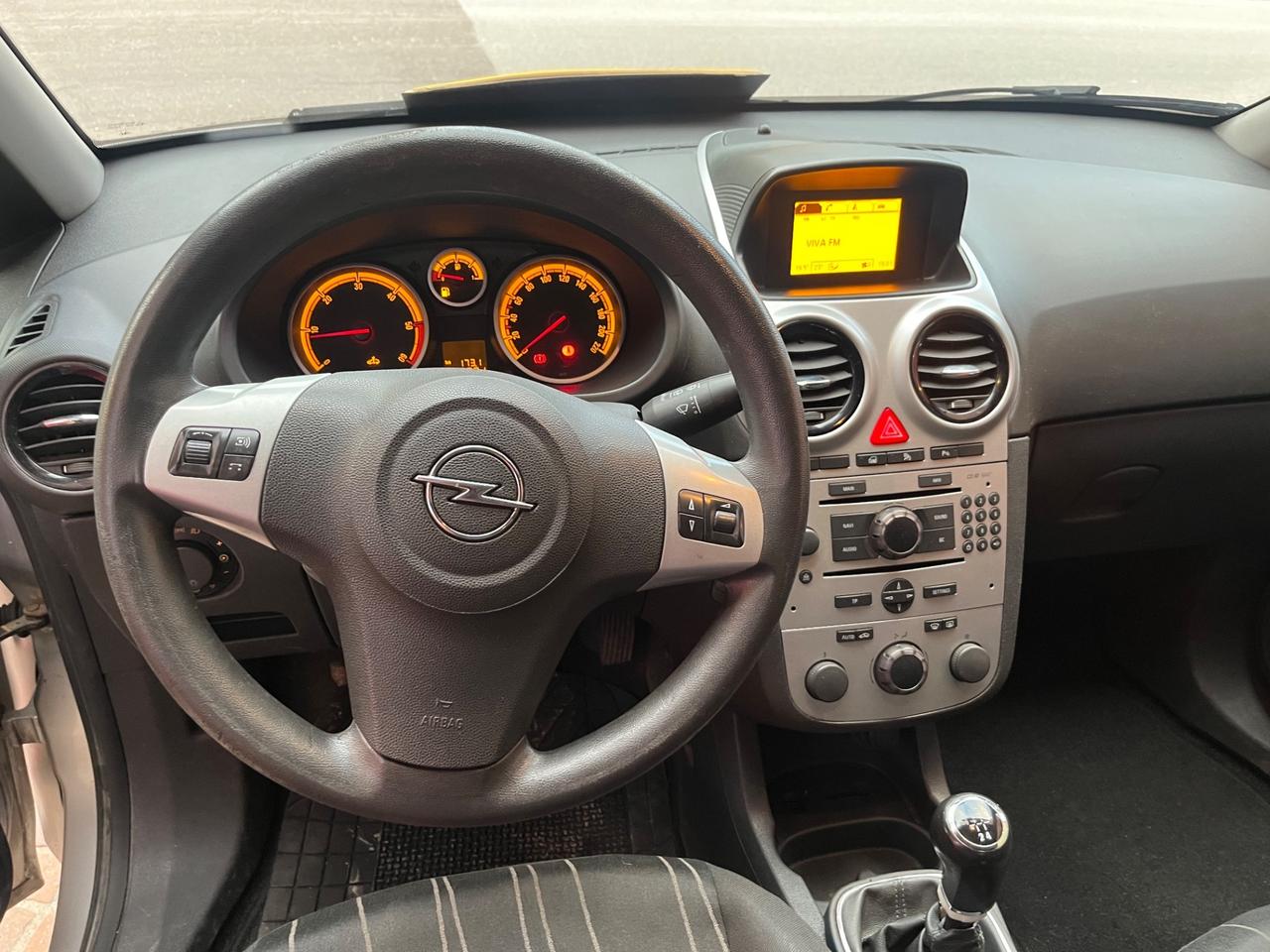 Opel Corsa 1.3 CDTI 75CV - NEOPATENTATI