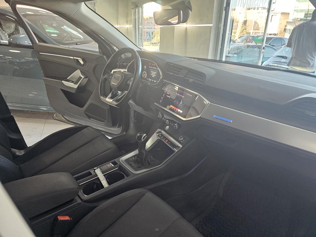 NUOVA AUDI Q3 SPORTBACK 35 TDI 150CV S-TRONIC S-LINE IDENTITY BLACK