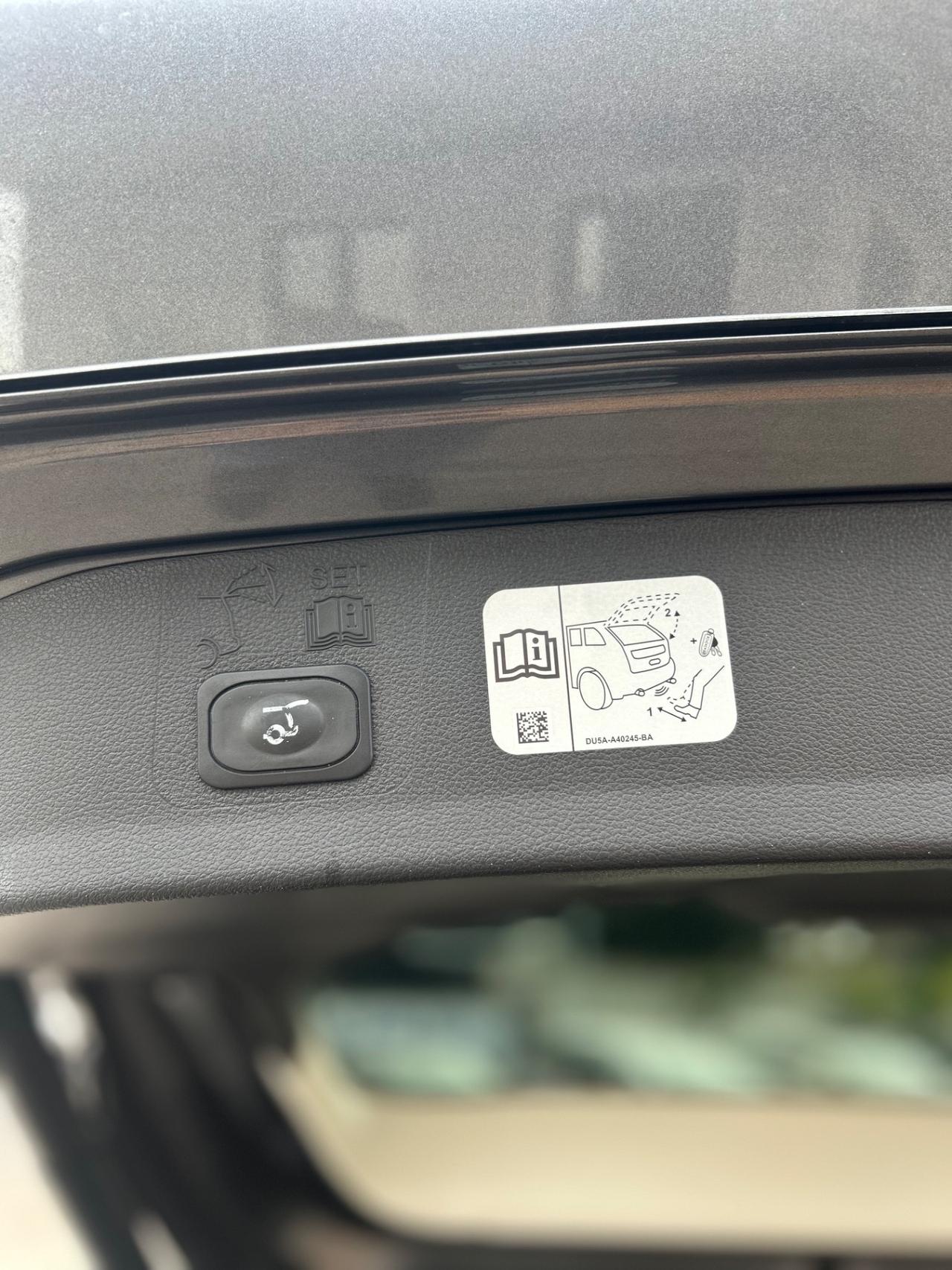 Ford Kuga 1.5 TDCI 120 CV Titanium