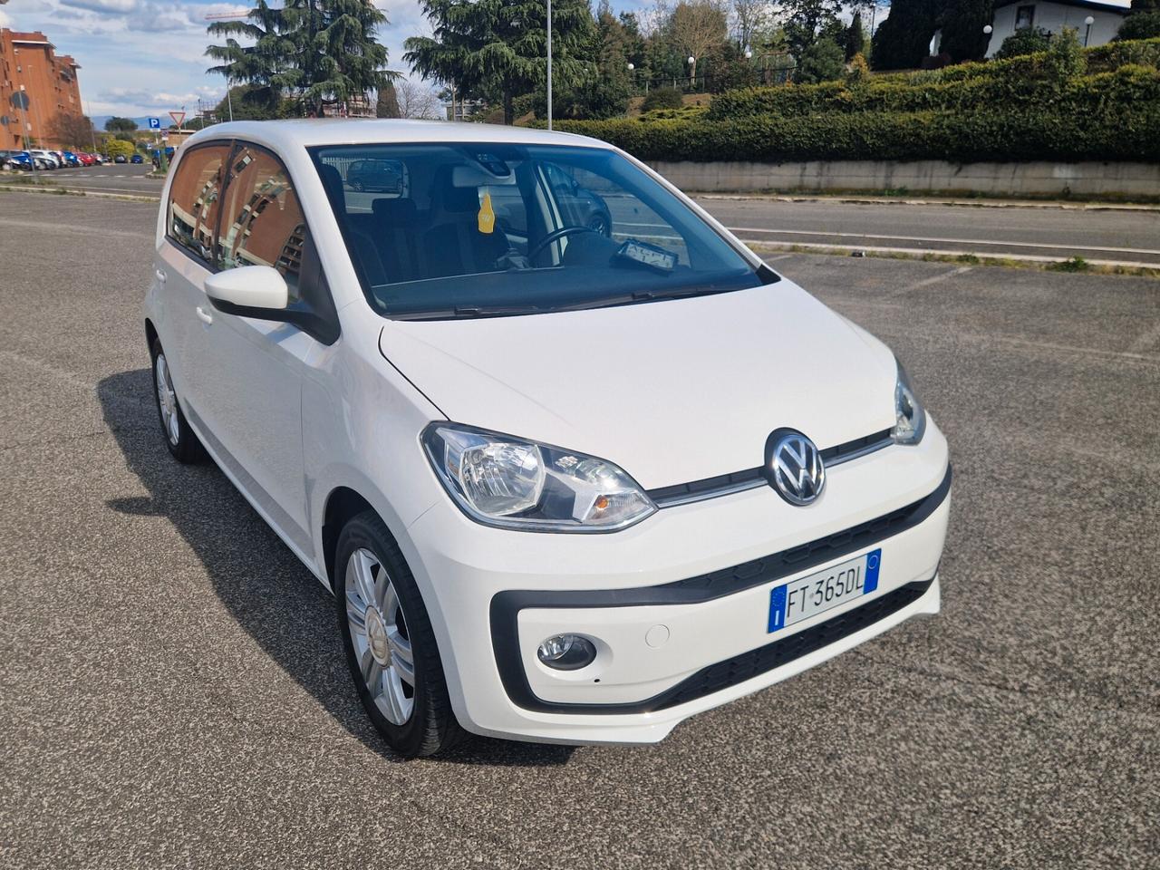 Volkswagen up! 1.0 75cv 5 porte 93 mila km