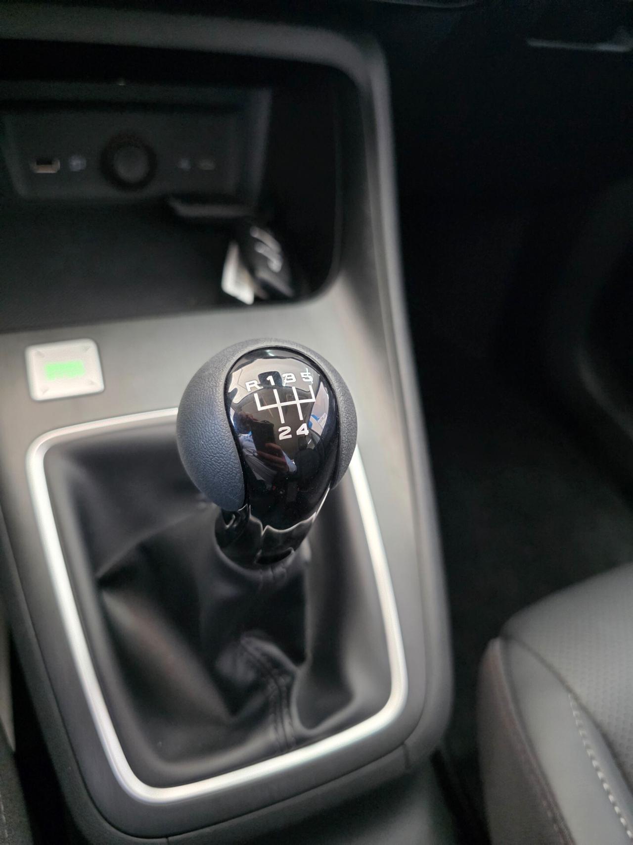 NUOVA Mg ZS 1.5 Comfort