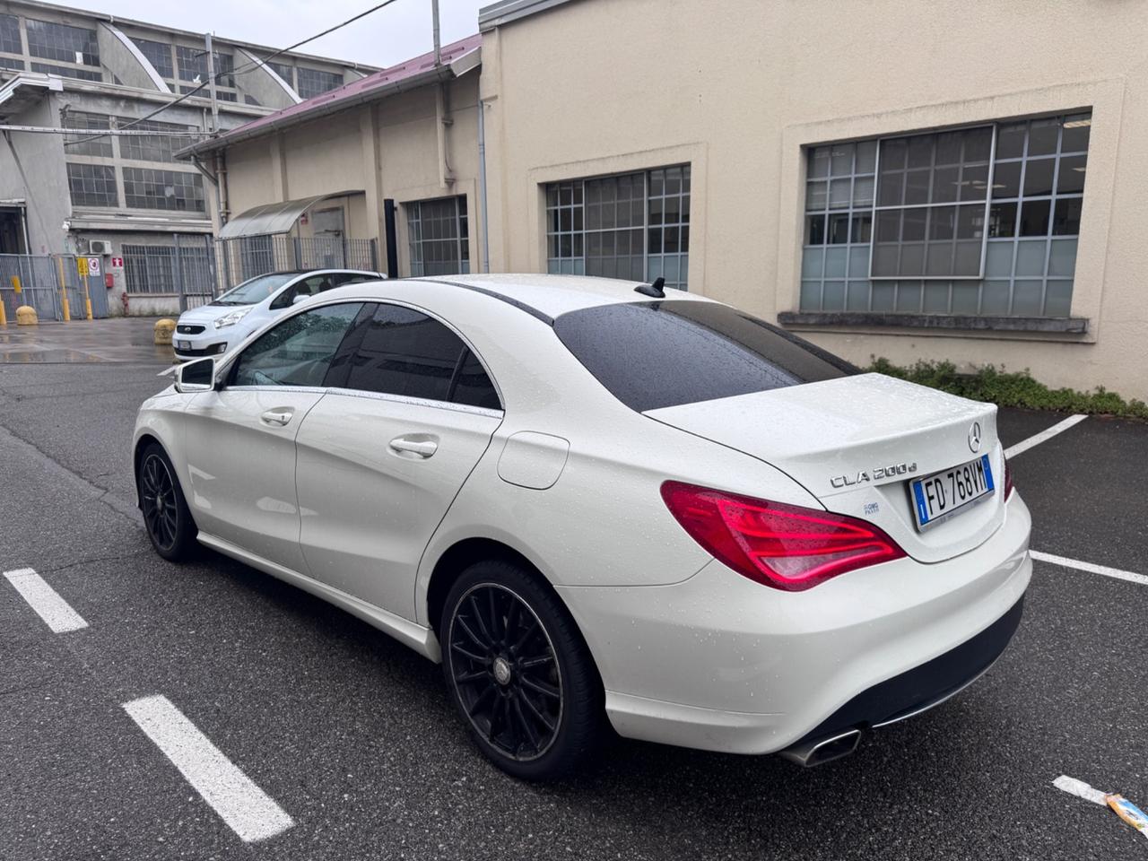 Mercedes-benz CLA 200d Automatico 2016