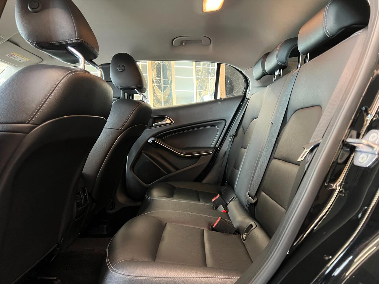 Mercedes-benz GLA 200 d Sport