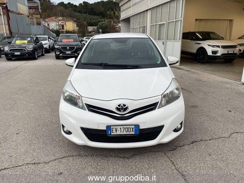 Toyota Yaris III 2011 Benzina 3p 1.0 Lounge