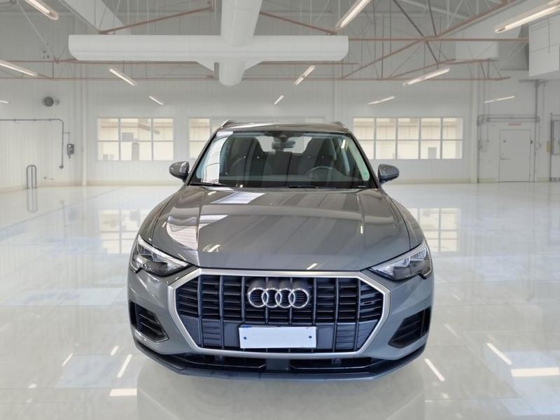 AUDI Q3 35 TDI S tronic Business