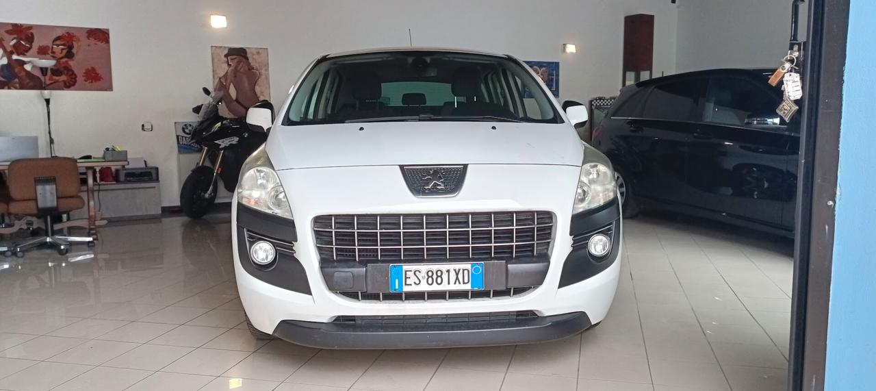 Peugeot 3008 1.6 e-HDi 115CV cambio robotizzato Stop&Start Active
