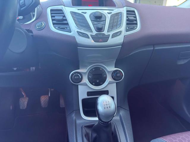 FORD Fiesta 1.6 TDCi 95 CV 5p. Titanium