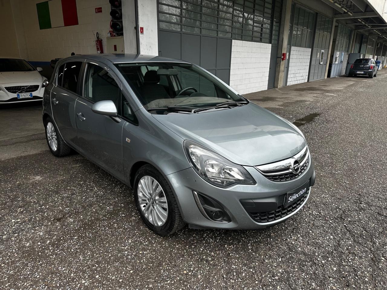 Opel Corsa 1.2 85CV 5 porte GPL-TECH Edition