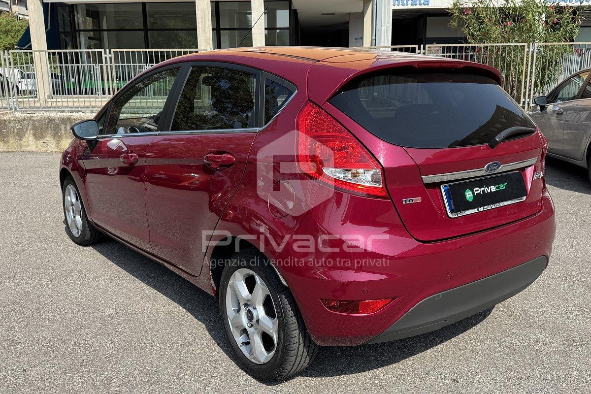 FORD Fiesta 1.4 TDCi 68CV 5 porte Titanium