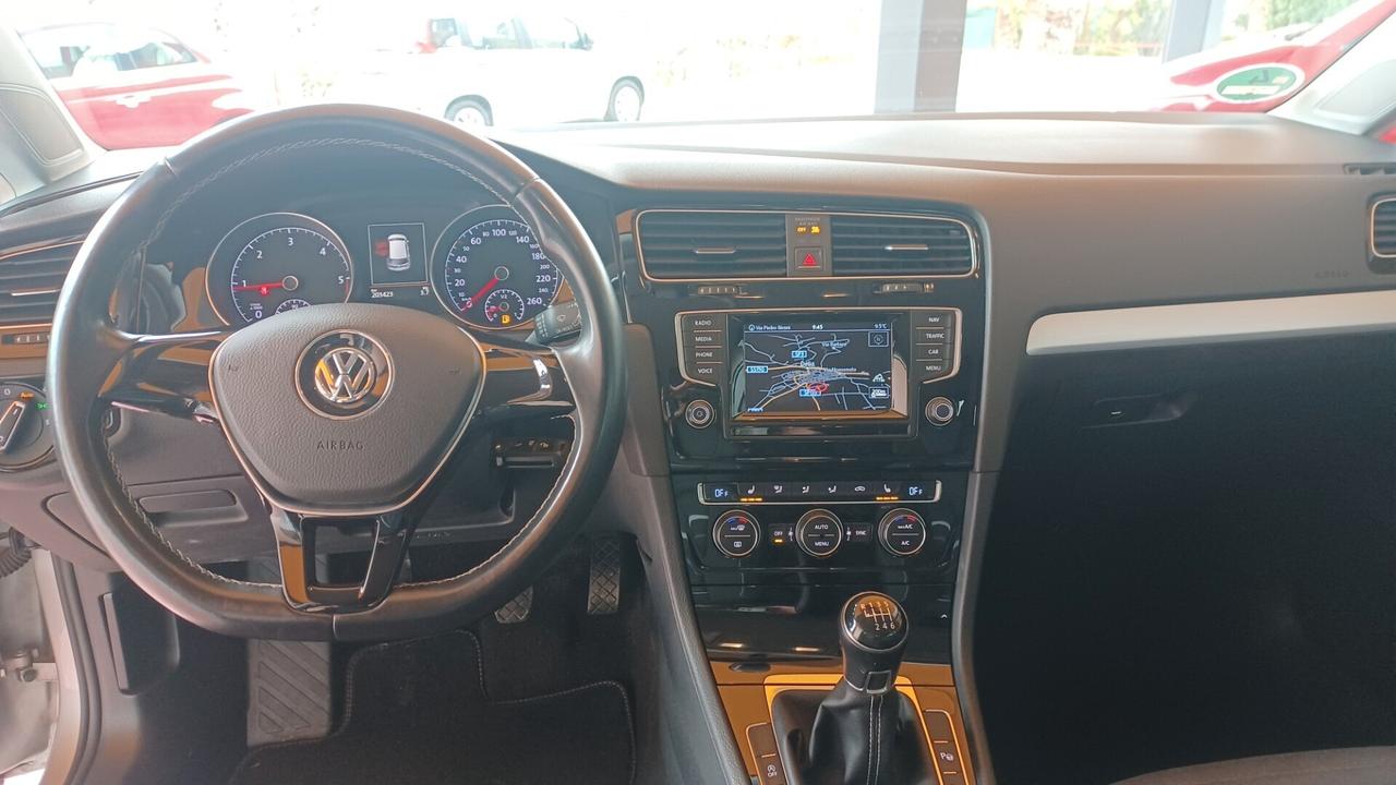 Volkswagen Golf Business 2.0 TDI 5p. Highline BlueMotion Technology