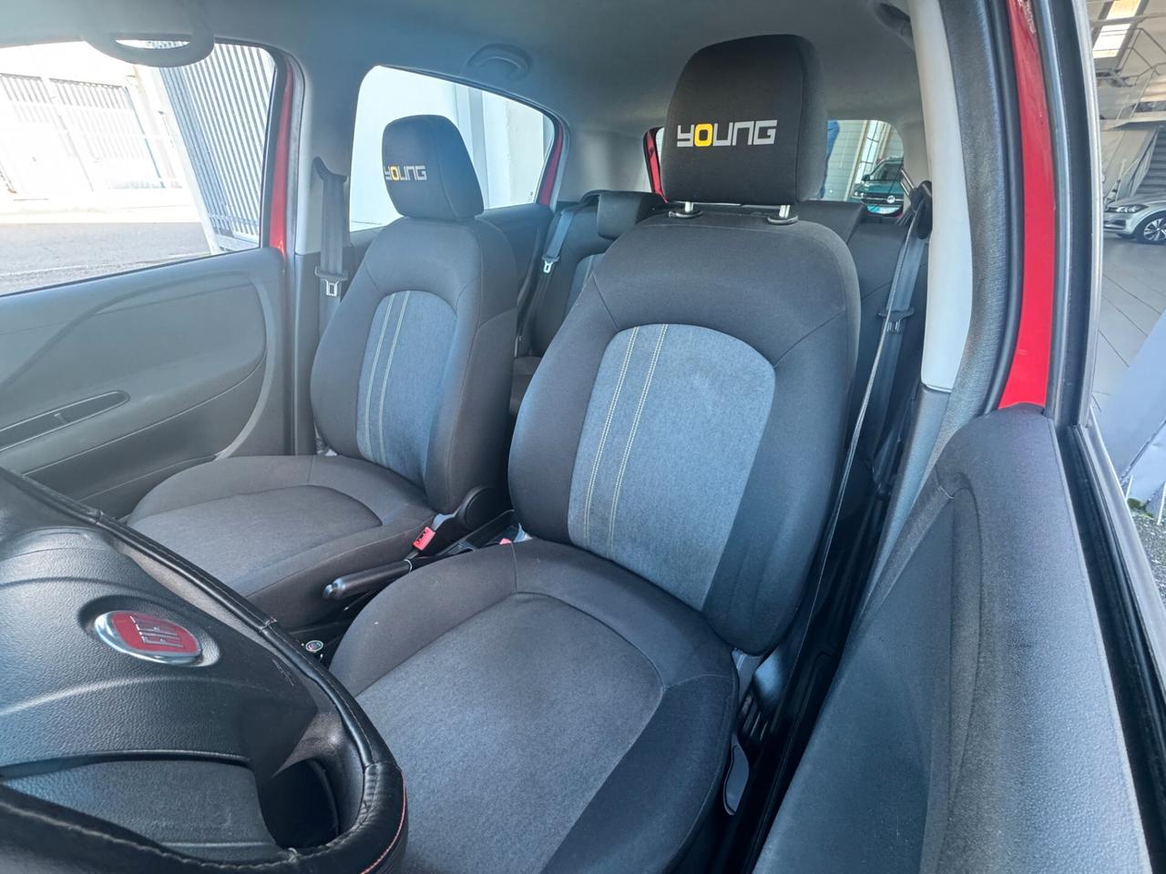 FIAT Punto 1.2 8V 5 porte Young ** NEOPATENTATI **