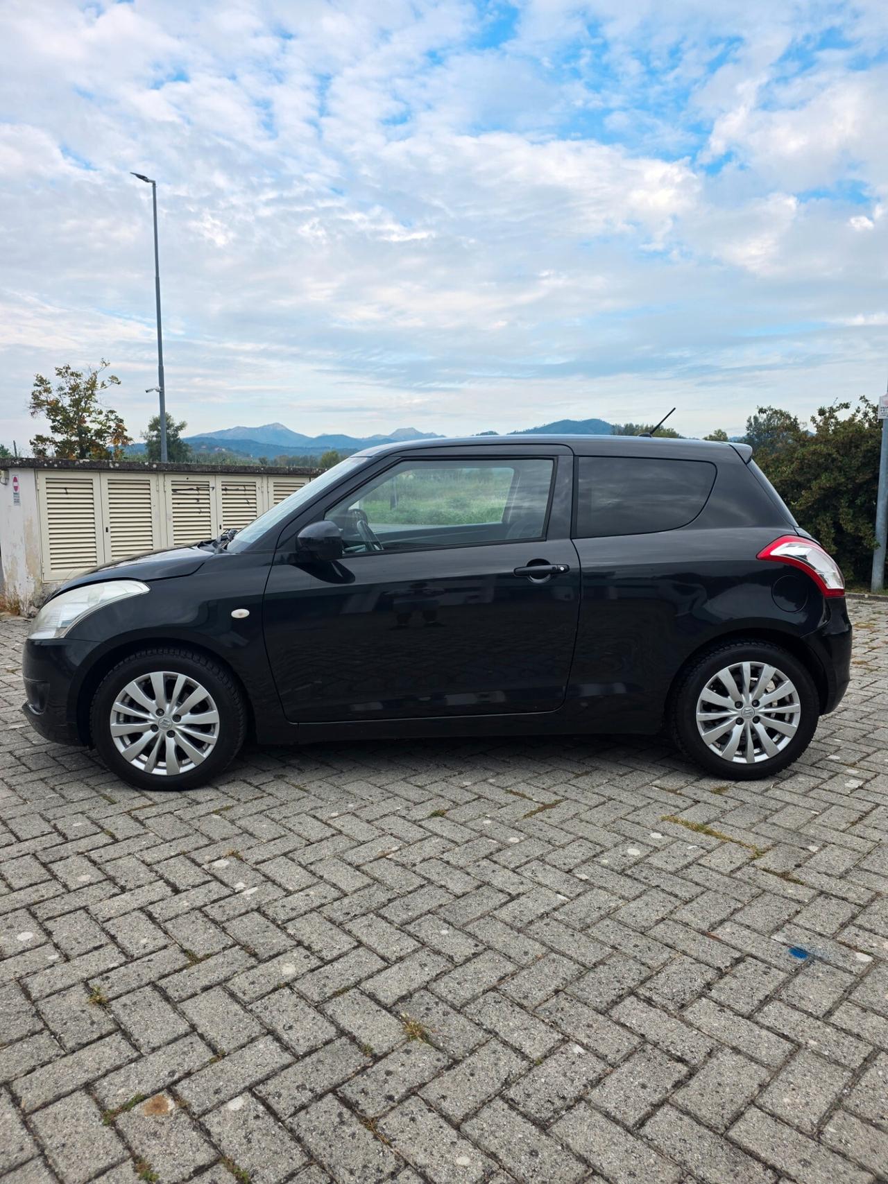 Suzuki Swift 1.3 DDiS 3 porte GL Top