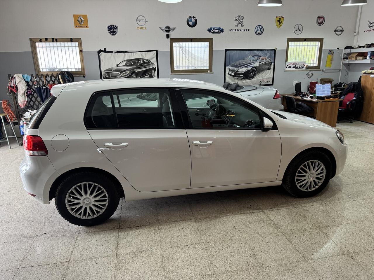 Volkswagen GOLF 6 TDi 1.6 CC. 105 cv.