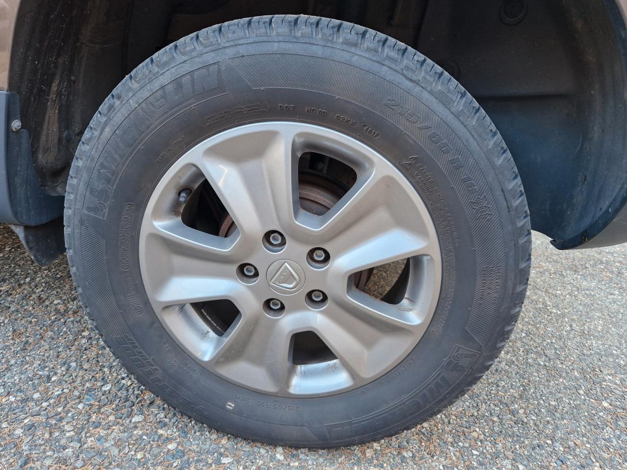 Dacia Duster 1.6 114CV "91.100 km" GPL madre, Bluetooth, USB