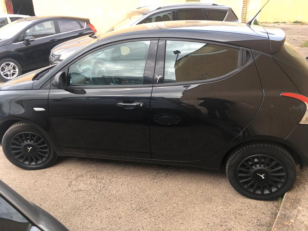 Lancia Ypsilon 1.3 MJT 16V 95 CV 5 porte S&S Gold