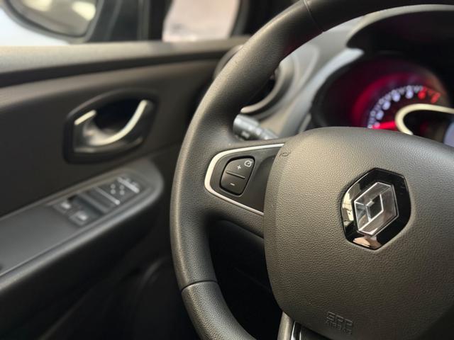 RENAULT Clio 1.2 75CV 5 porte Life