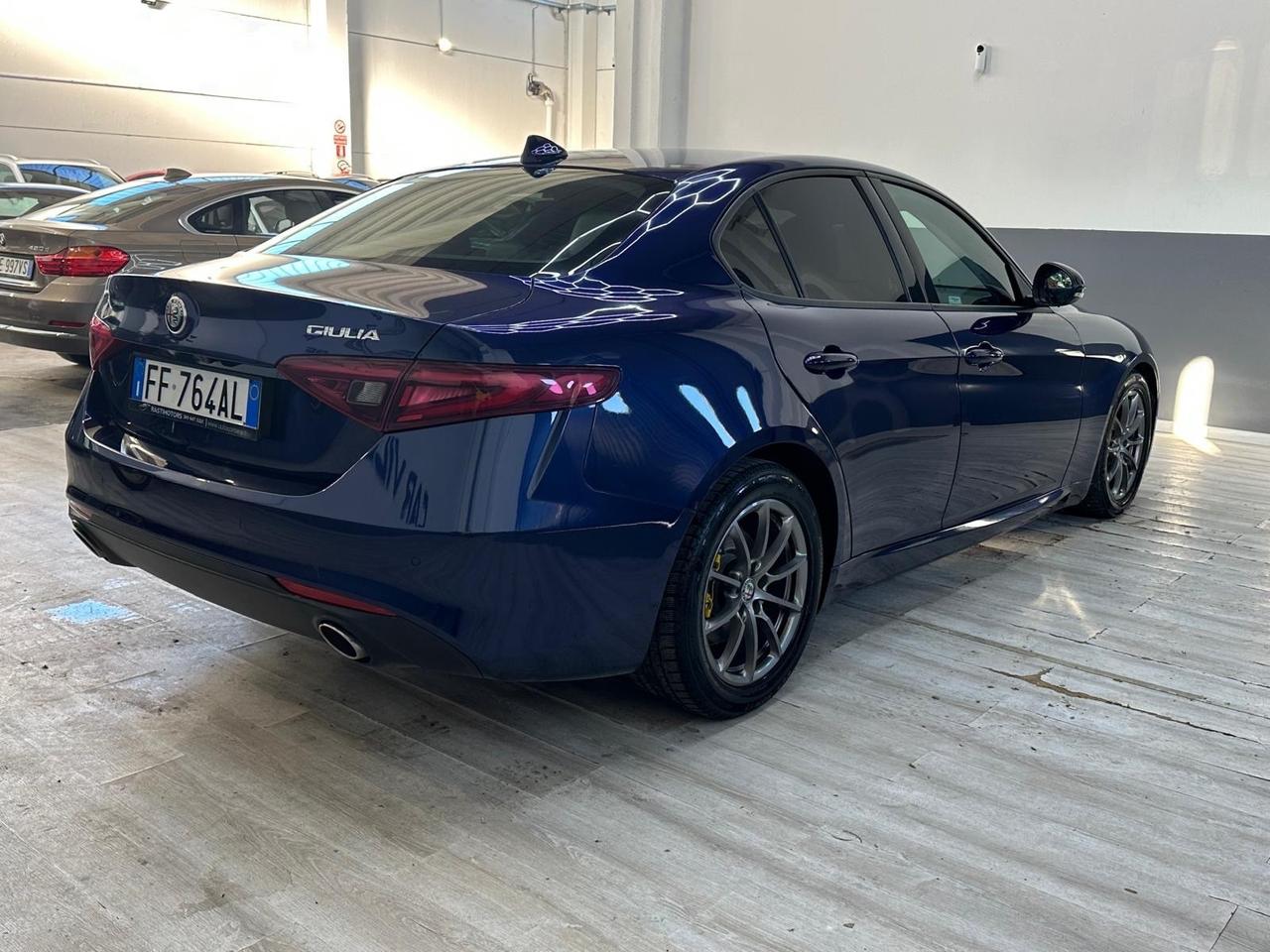 Alfa Romeo Giulia 2.2 180cv super