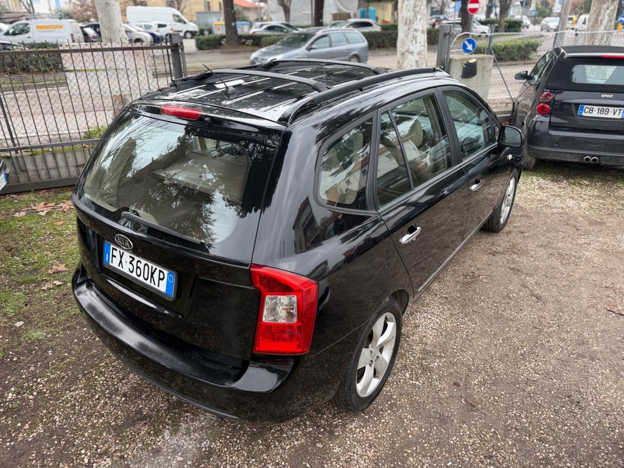 Kia Carens 2.0 16V CRDi VGT EX Class