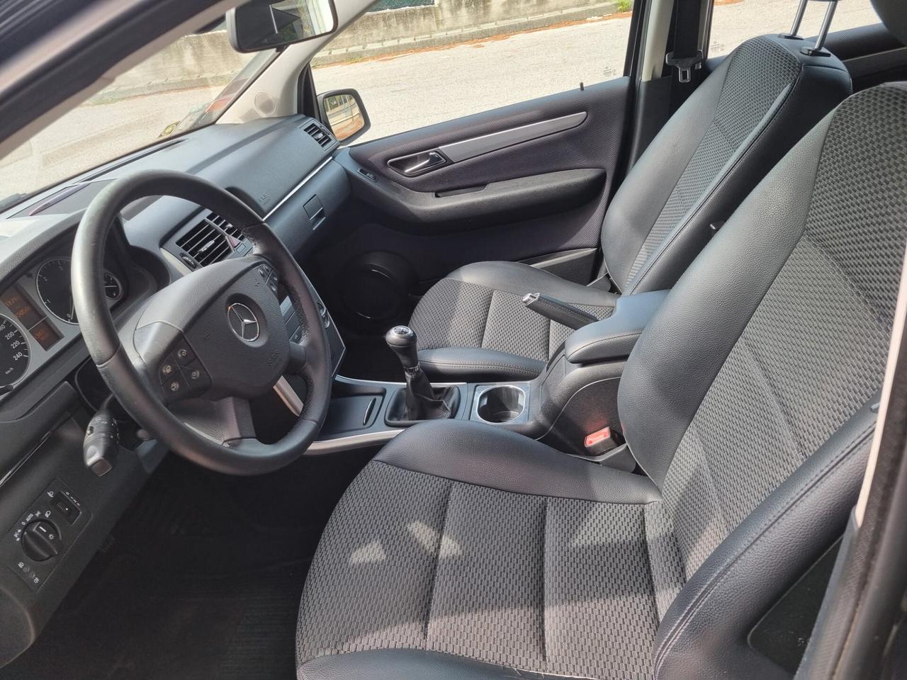 Mercedes-benz B 200 CDI Chrome