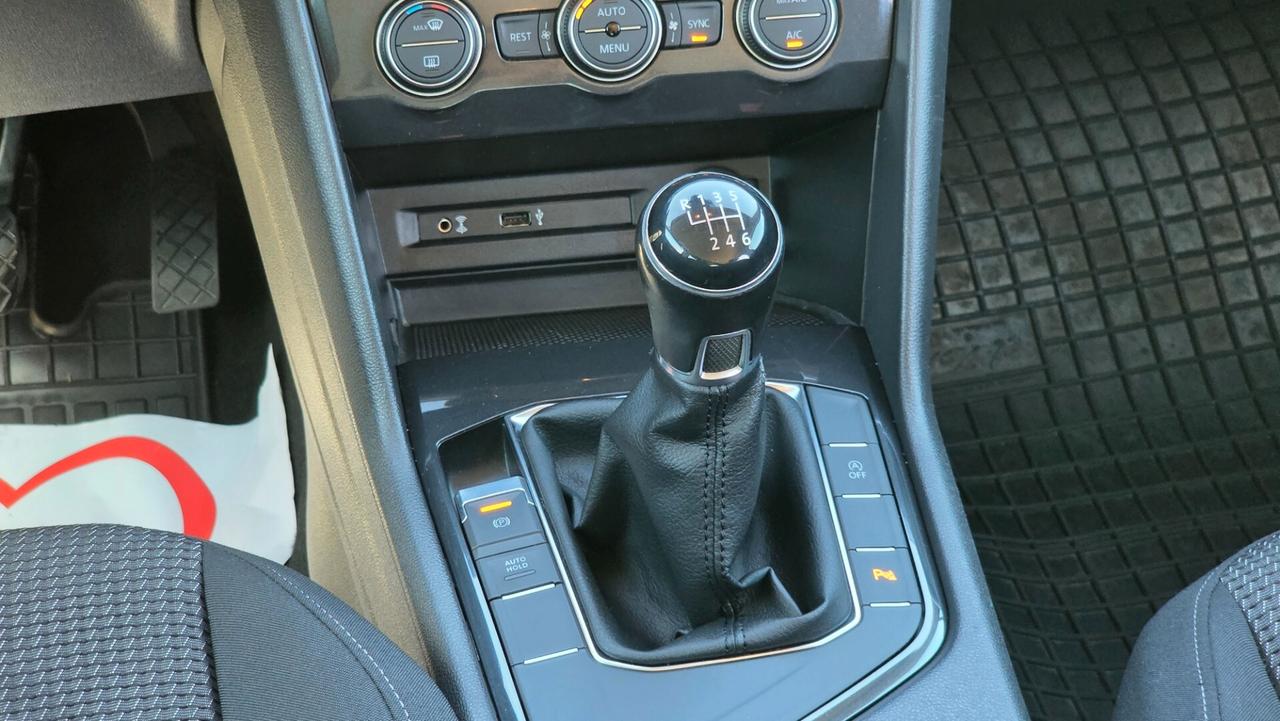 Volkswagen Tiguan 2.0 TDI 2WD