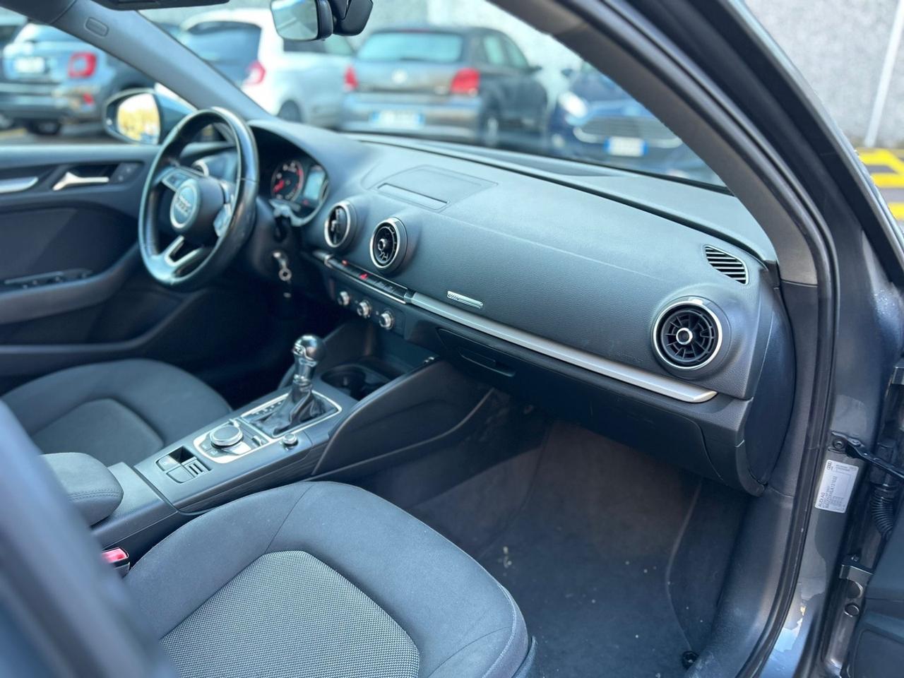 Audi A3 SPB 1.6 TDI 116 CV S tronic Sport*AUTOMATICA*CERCHI*