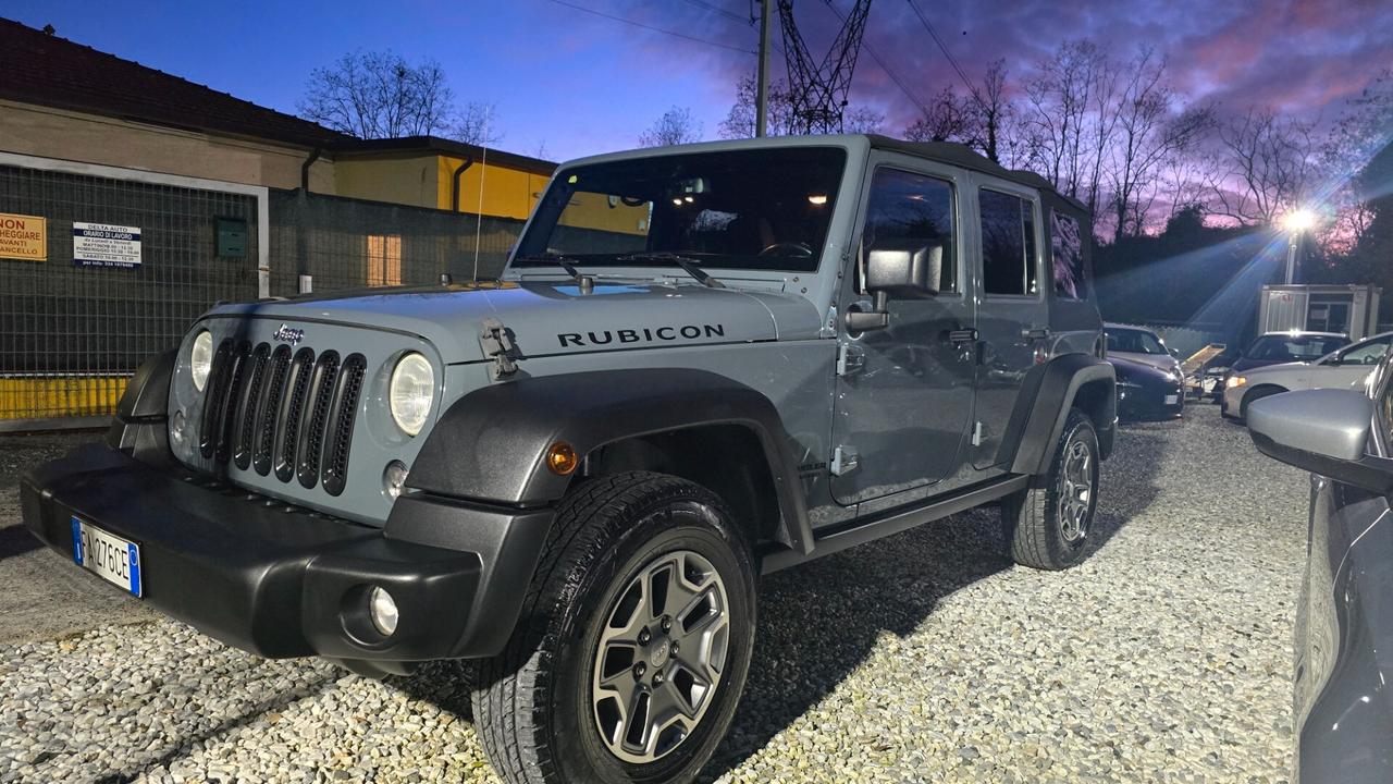 Jeep Wrangler Unlimited 2.8 CRD DPF Rubicon Auto GANCIO TRAINO