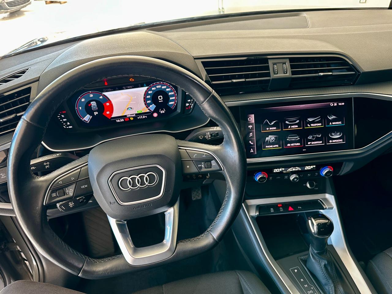 Audi Q3 35 TDI S-tronic S-line 150 cv